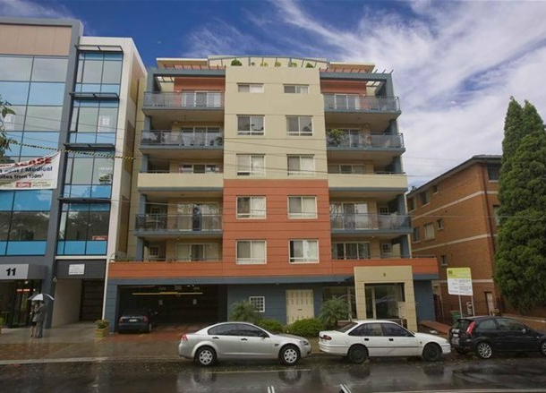 16/9 Elizabeth Street, Liverpool NSW 2170