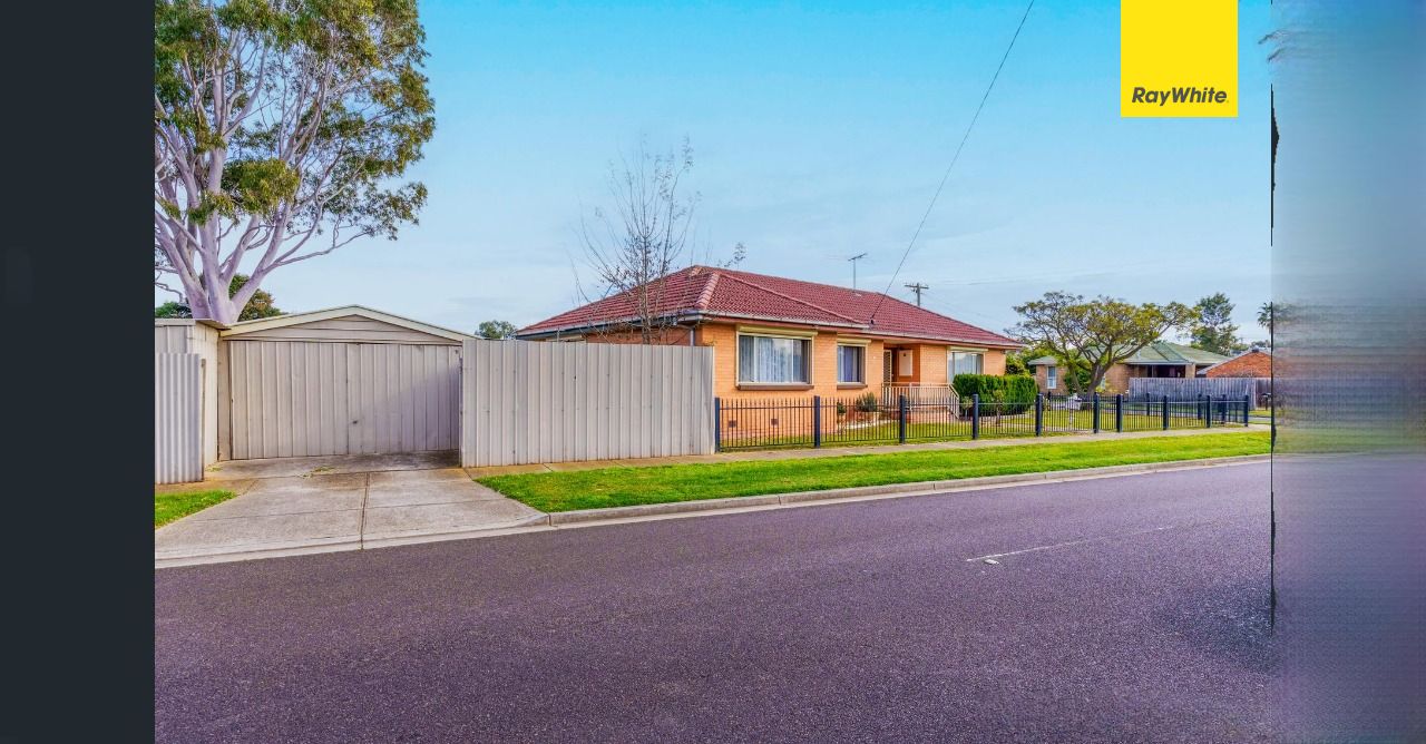 3 bedrooms House in 64 Gretel Grove MELTON VIC, 3337