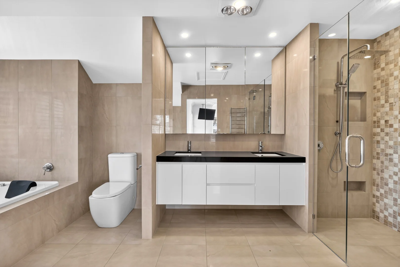 Additional image 13 of 42 Constellation Way, Wynnum QLD 4178