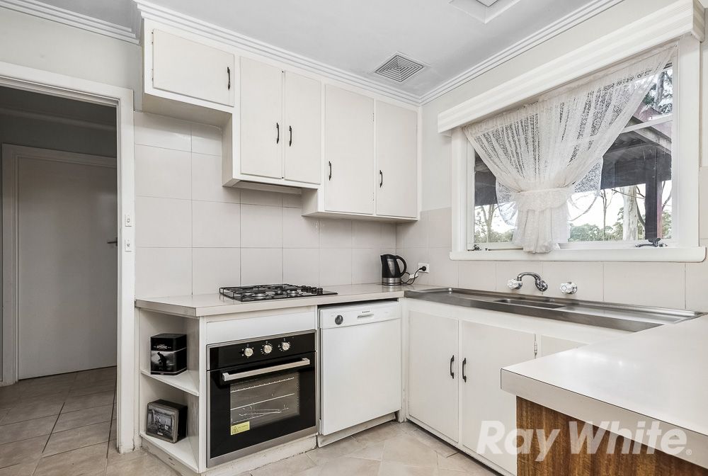 3 bedrooms House in 47 Phillip Avenue SPRINGVALE VIC, 3171