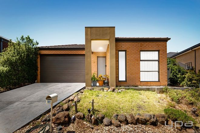 Picture of 37 Grovedale Way, MANOR LAKES VIC 3024