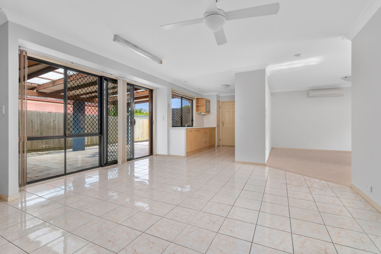 6 Accolade Place, Carseldine QLD 4034, Image 2