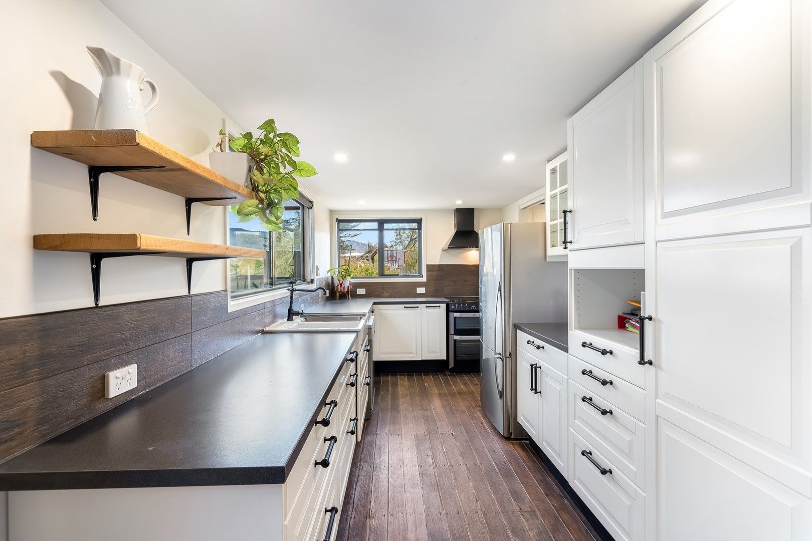 3 bedrooms House in 5 Clarries Lane OLD BEACH TAS, 7017