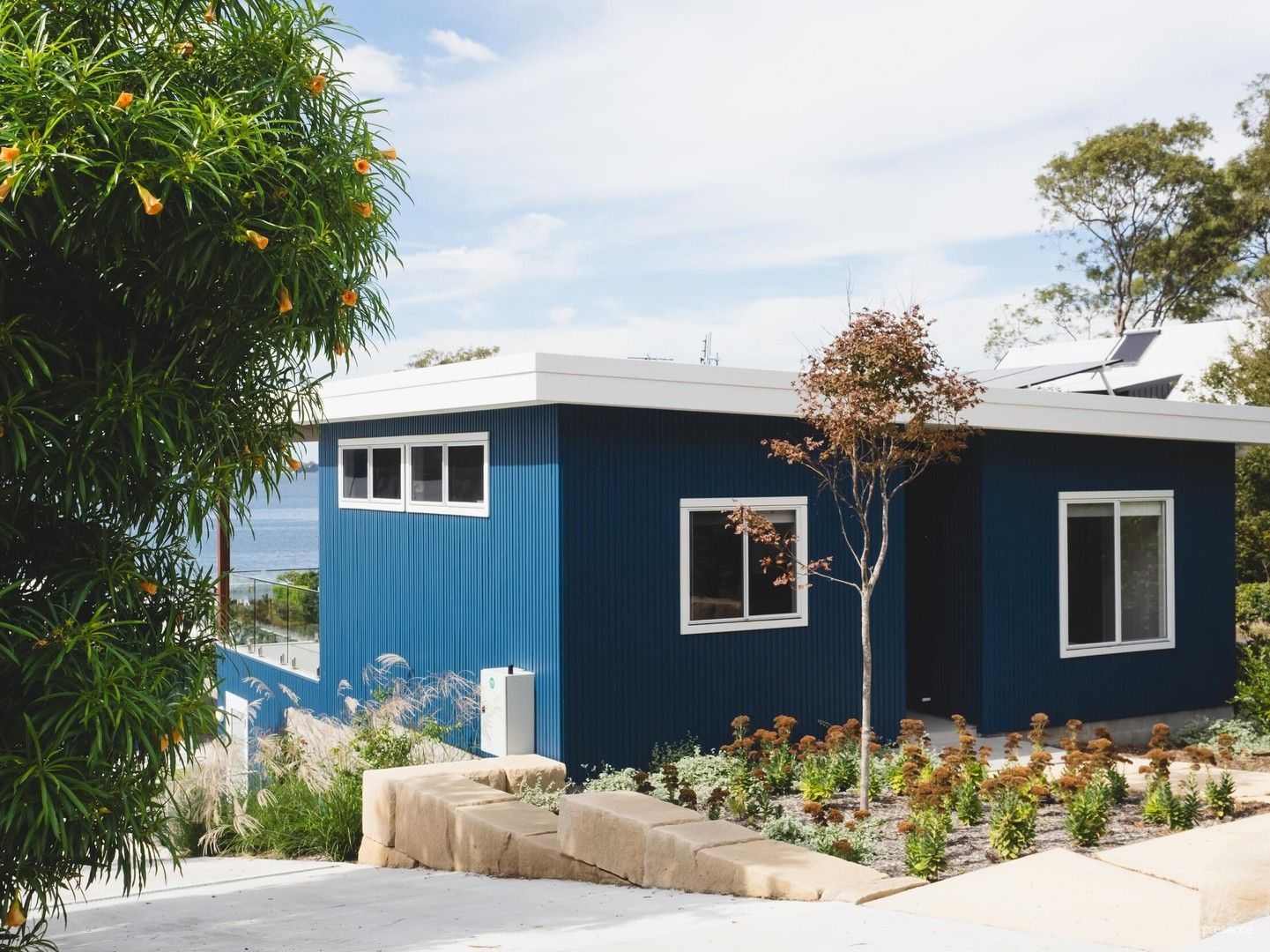 2 bedrooms Apartment / Unit / Flat in 262a Skye Point Road COAL POINT NSW, 2283