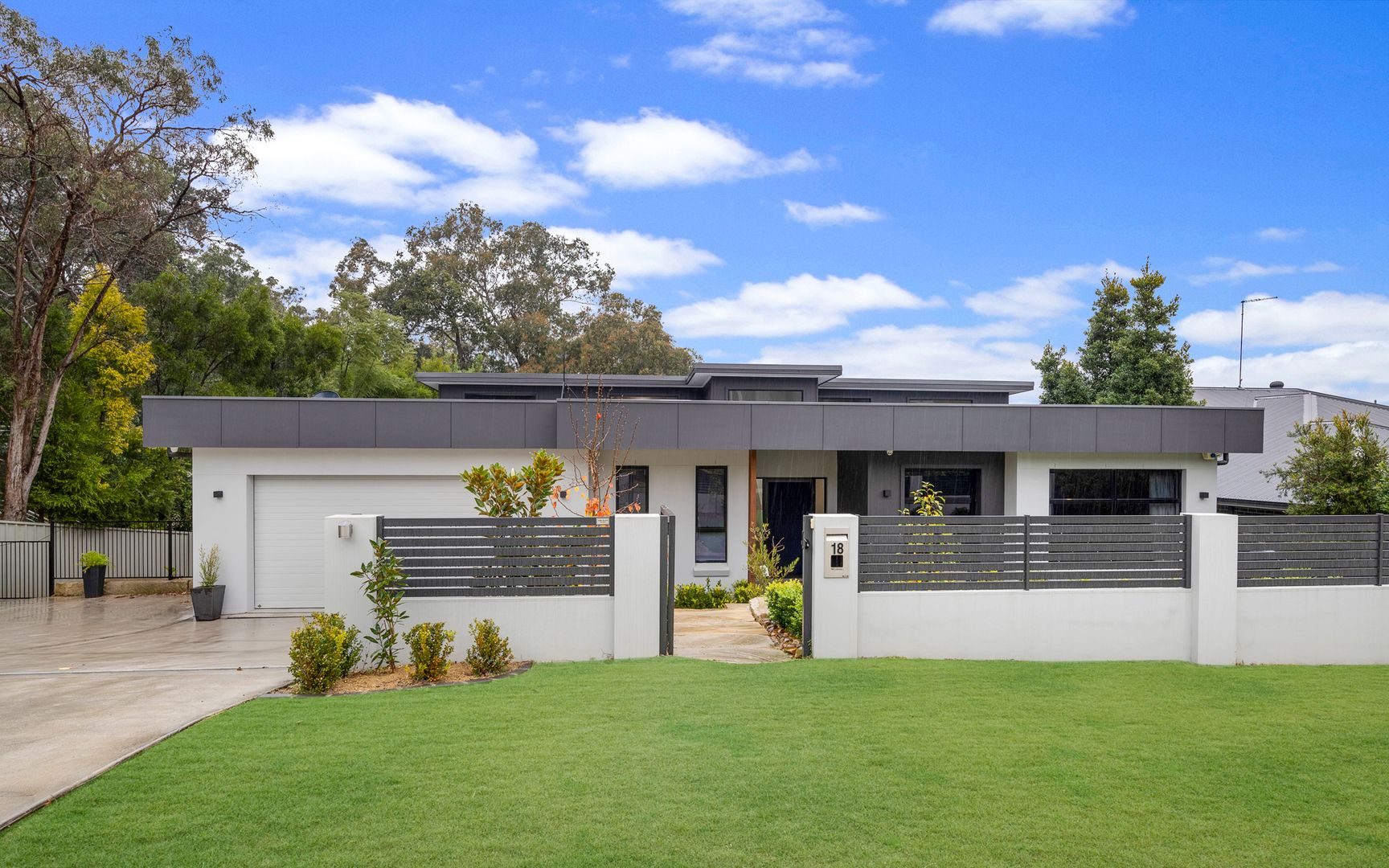 4 bedrooms House in 18 Allen  Street BLAXLAND NSW, 2774