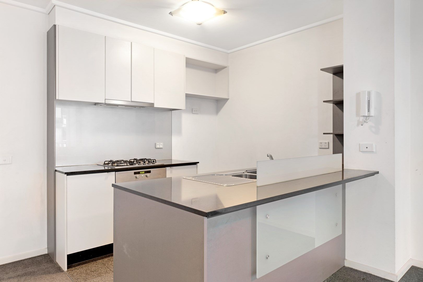2 bedrooms Apartment / Unit / Flat in 123/183 City Road SOUTHBANK VIC, 3006