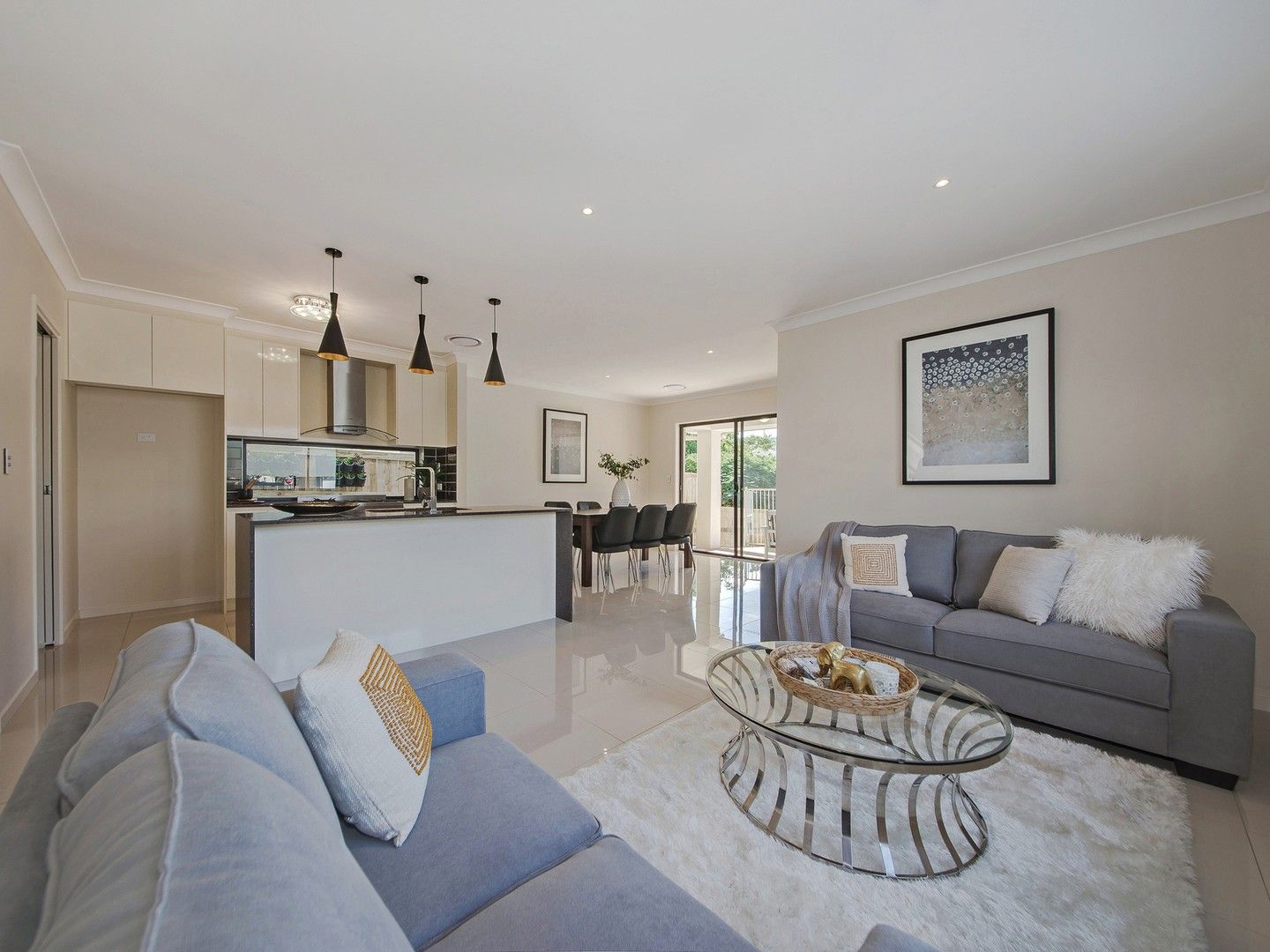 4 bedrooms House in 46 Kenneth Street COORPAROO QLD, 4151