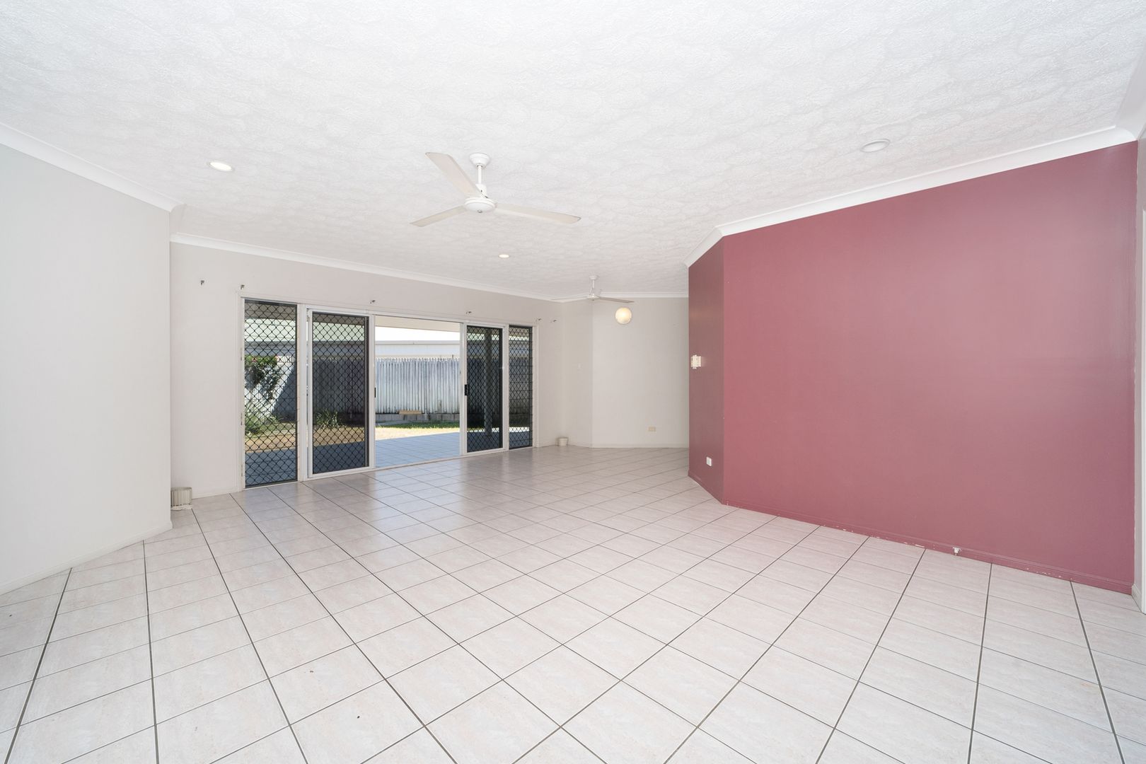 4/67-69 Bamford Lane, Kirwan QLD 4817, Image 2