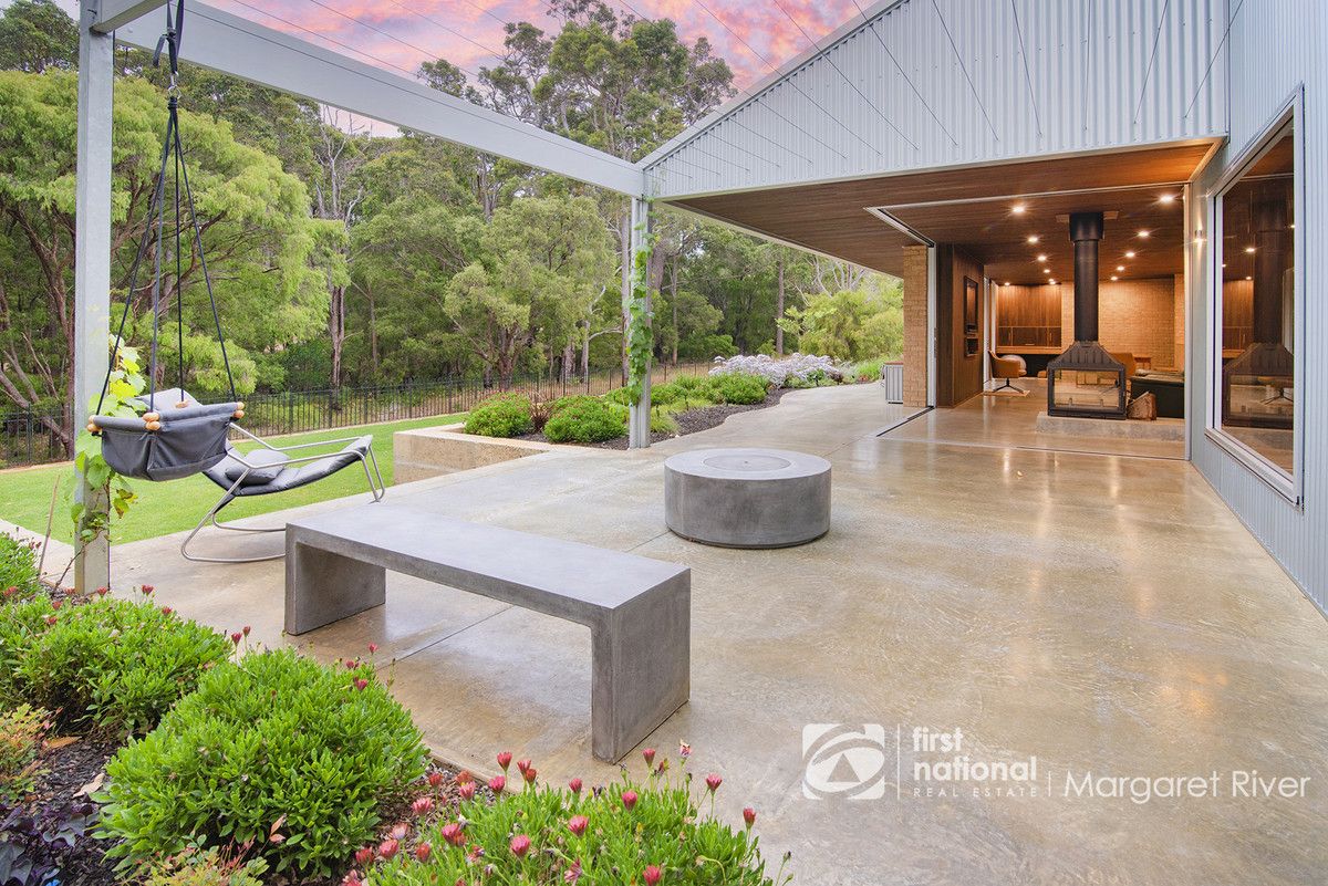 92 Ironstone Place, Margaret River WA 6285, Image 2