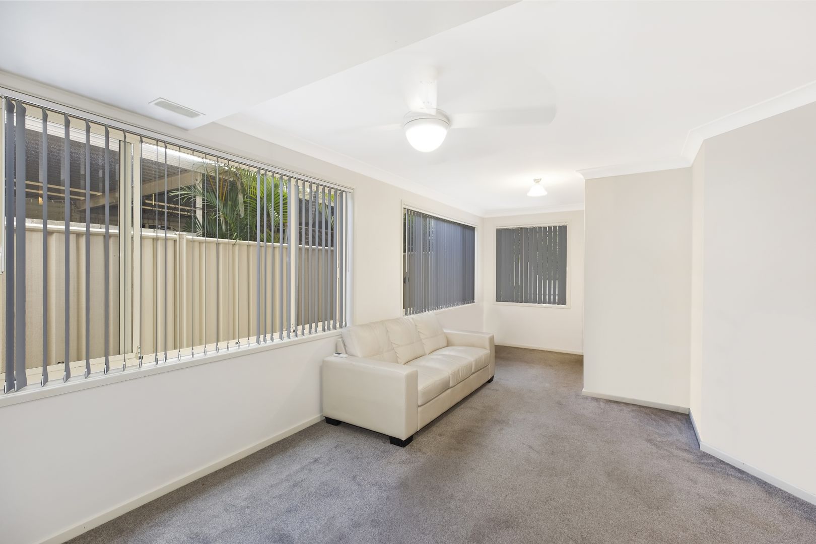 2/182 Ocean Beach Road, Woy Woy NSW 2256, Image 2