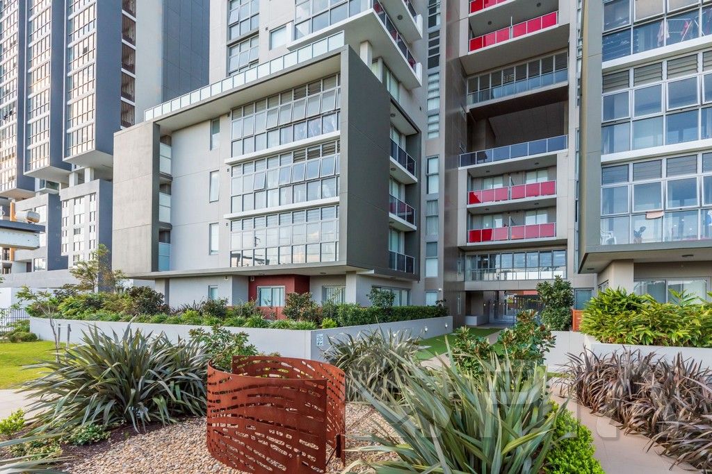 2 bedrooms Apartment / Unit / Flat in 1012/6 East Street GRANVILLE NSW, 2142