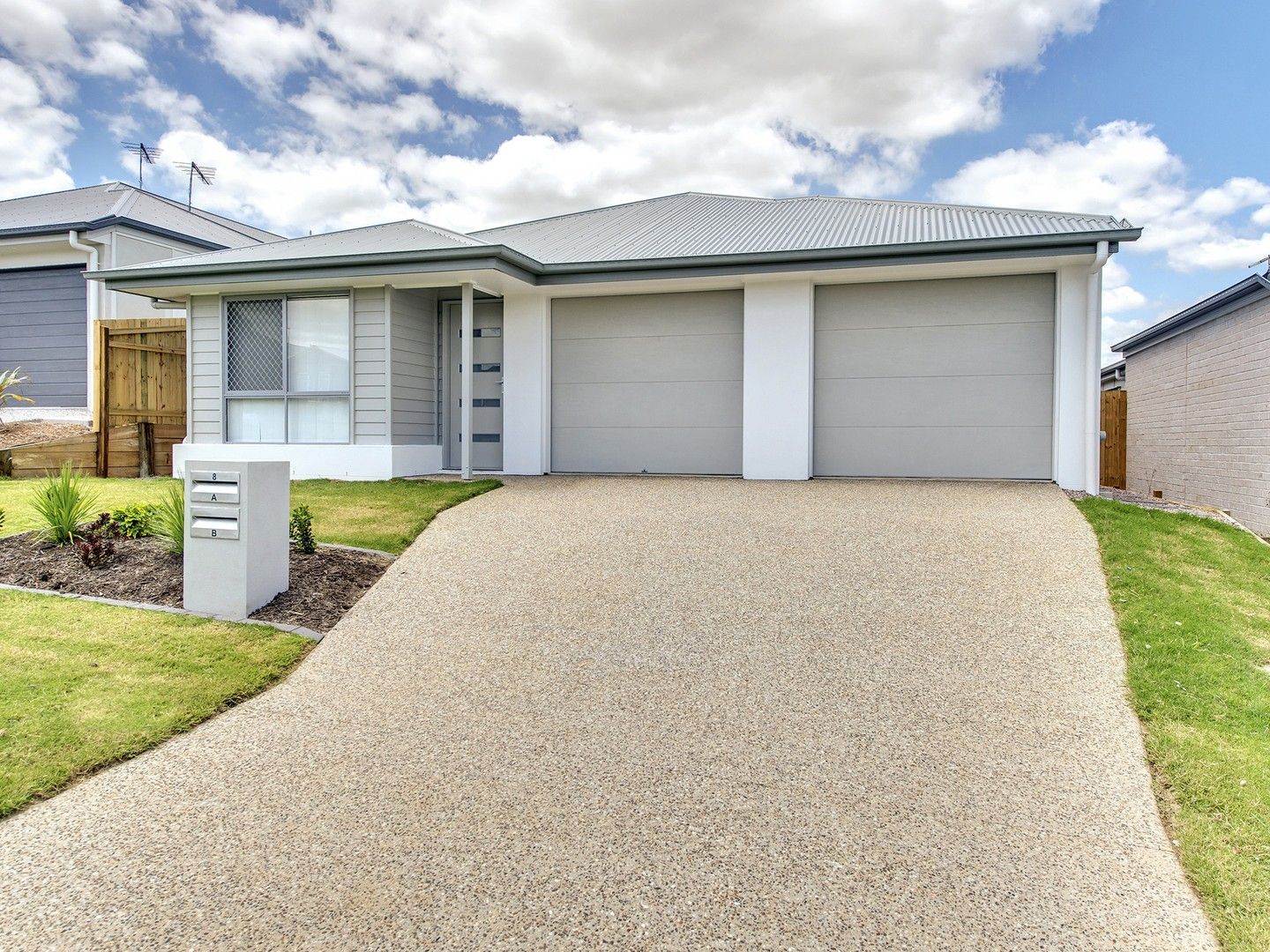 2 bedrooms Semi-Detached in 2/8 Grothe Street MORAYFIELD QLD, 4506