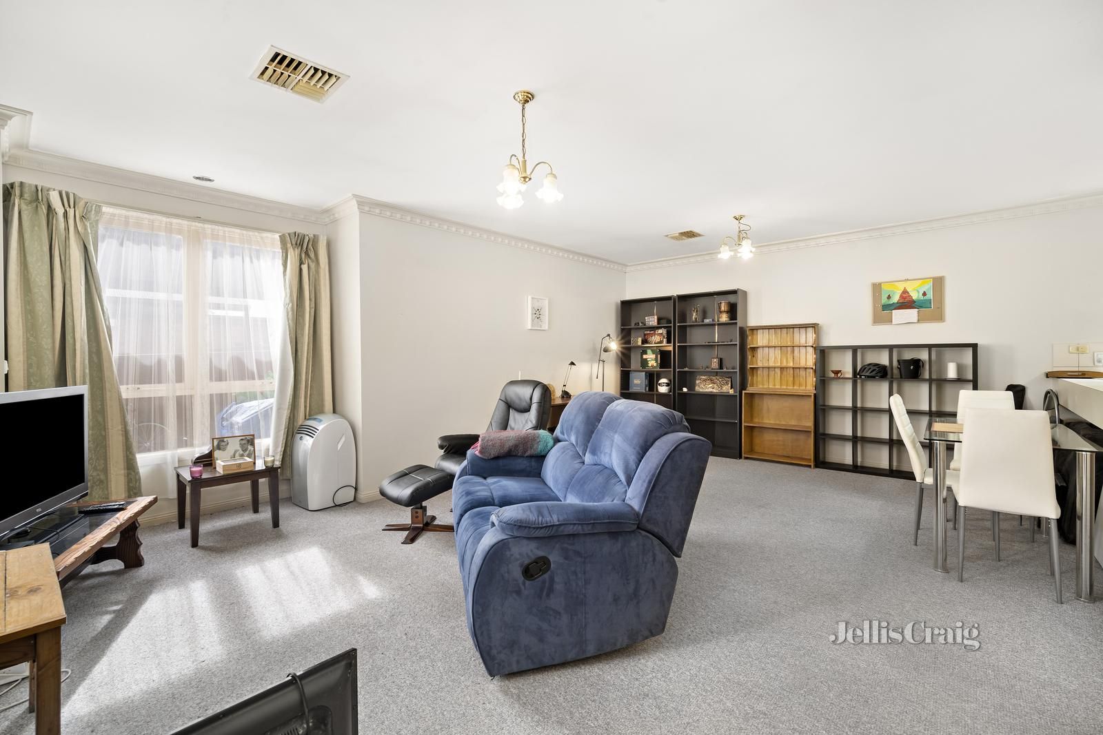 2/5 Castle Court, Ballarat East VIC 3350, Image 2