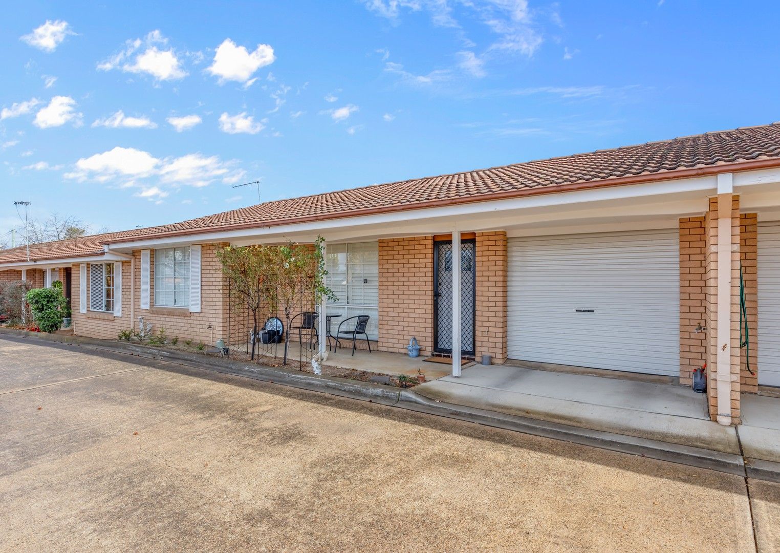 2 bedrooms House in 5/277 Lambert Street BATHURST NSW, 2795