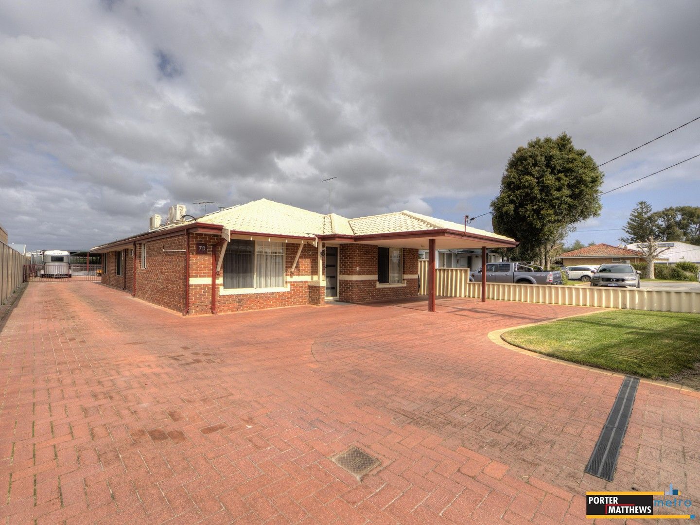 4 bedrooms House in 70 Matheson Road ASCOT WA, 6104