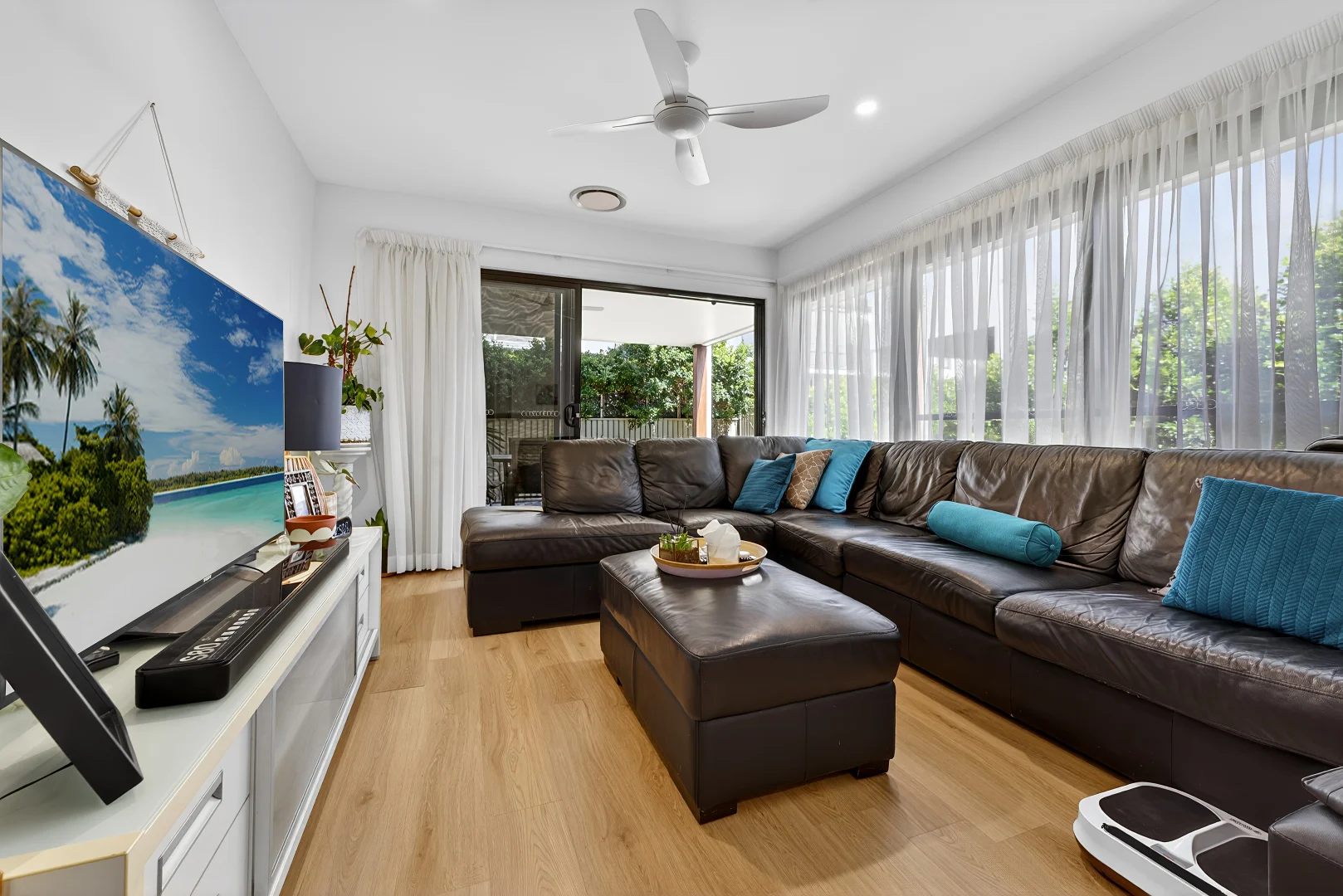 Additional image 10 of 8A Mallard Avenue, Paradise Point QLD 4216