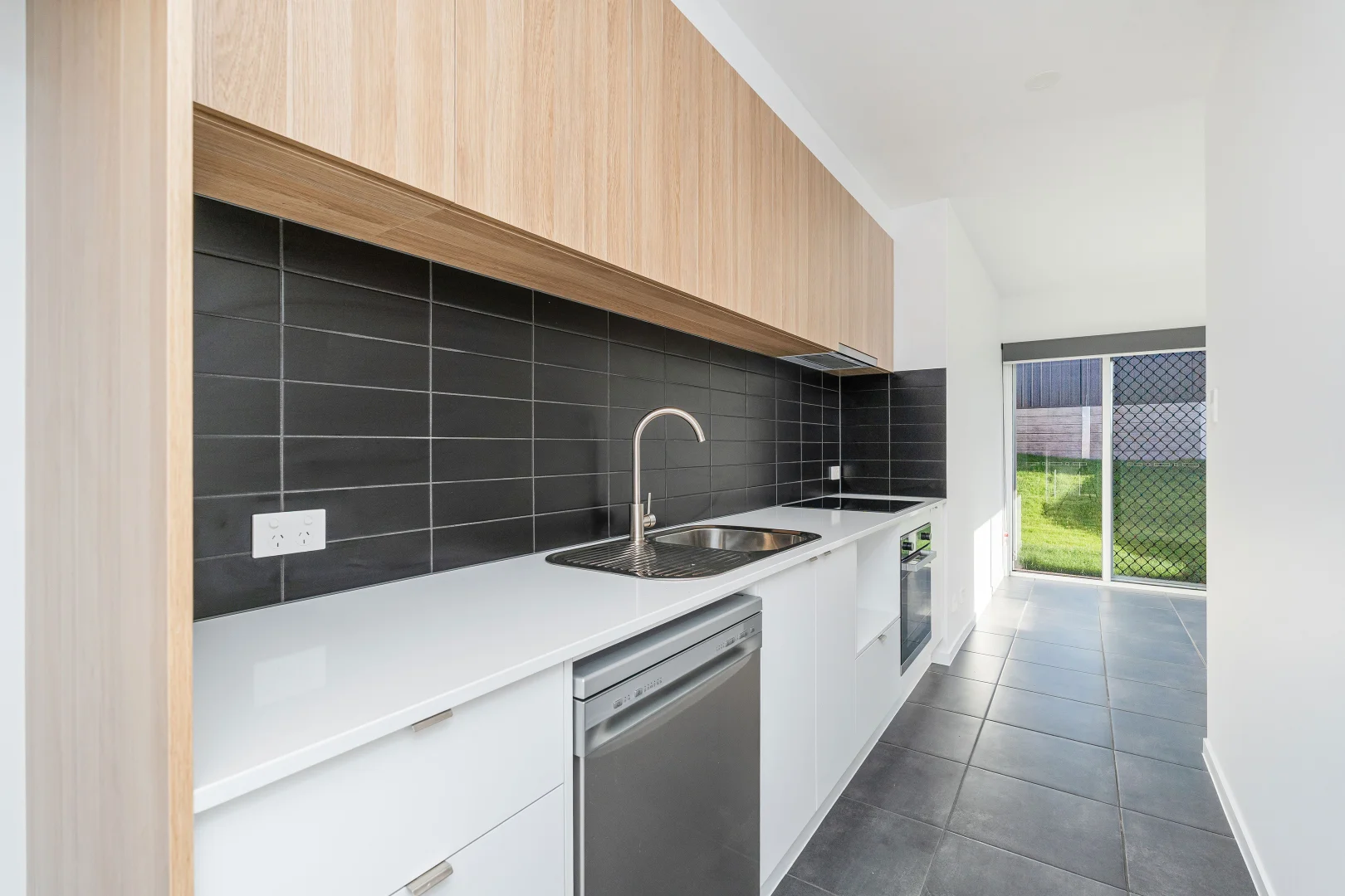 Additional image 3 of 1a/16 Miraflores Place, Wondunna QLD 4655