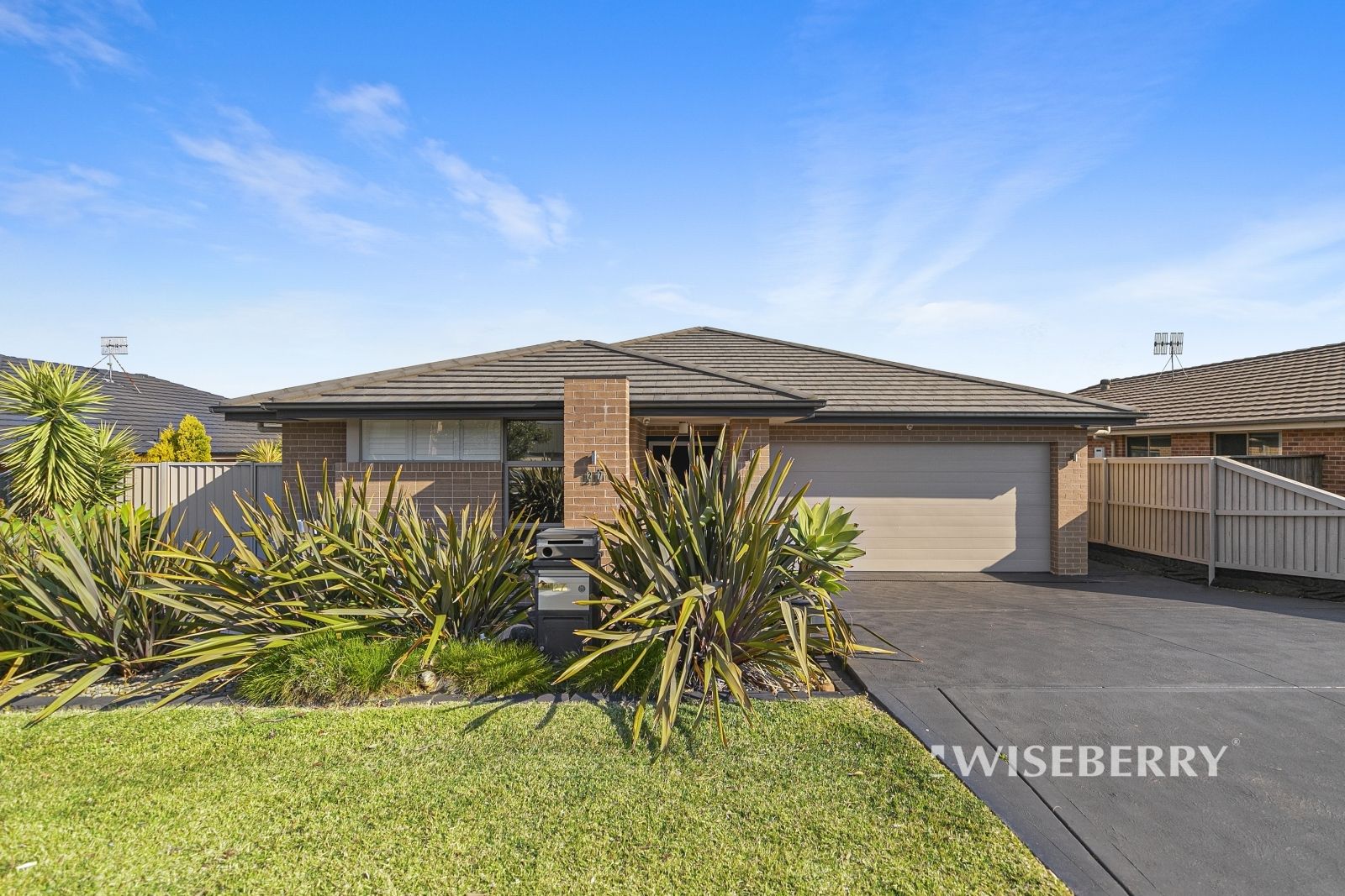 27 Menindee Avenue, Blue Haven NSW 2262