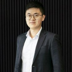 Benjamin Yang, Sales representative
