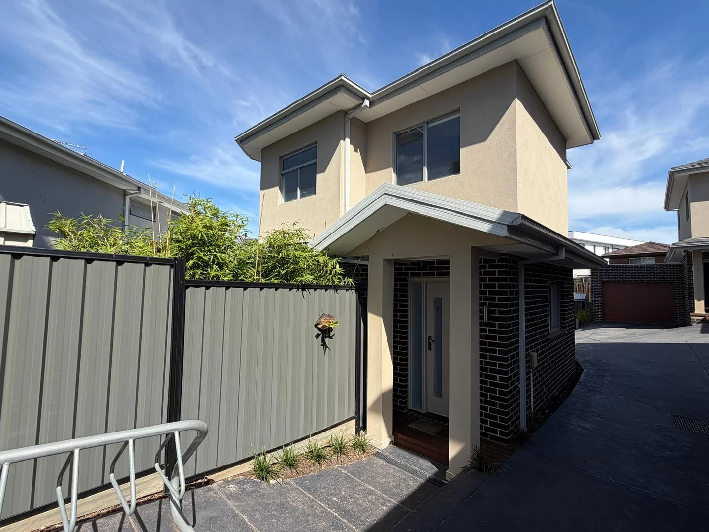 1/41 Hillside Grove, Airport West VIC 3042