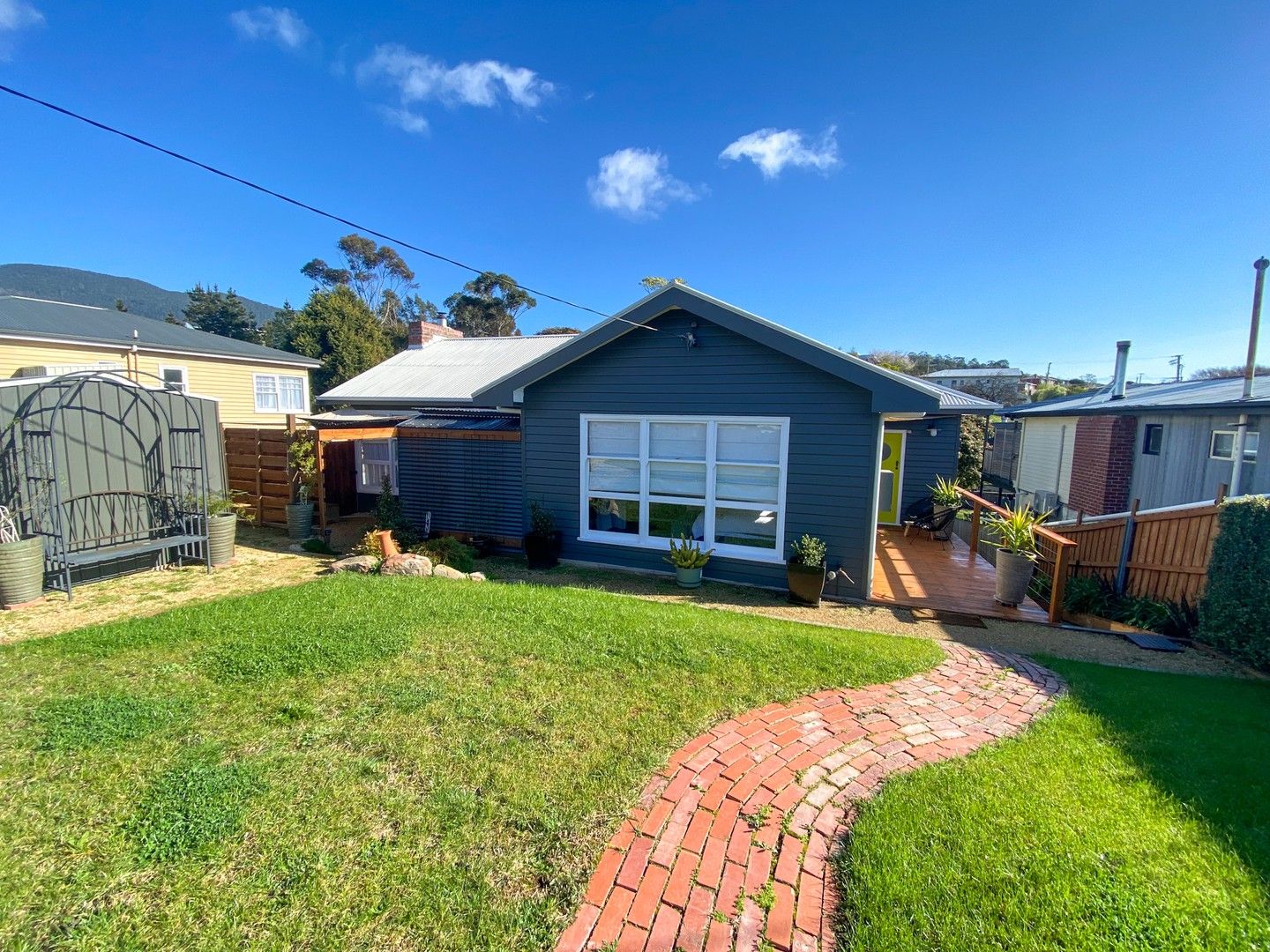 3 bedrooms House in 4 Abbotsfield Road CLAREMONT TAS, 7011