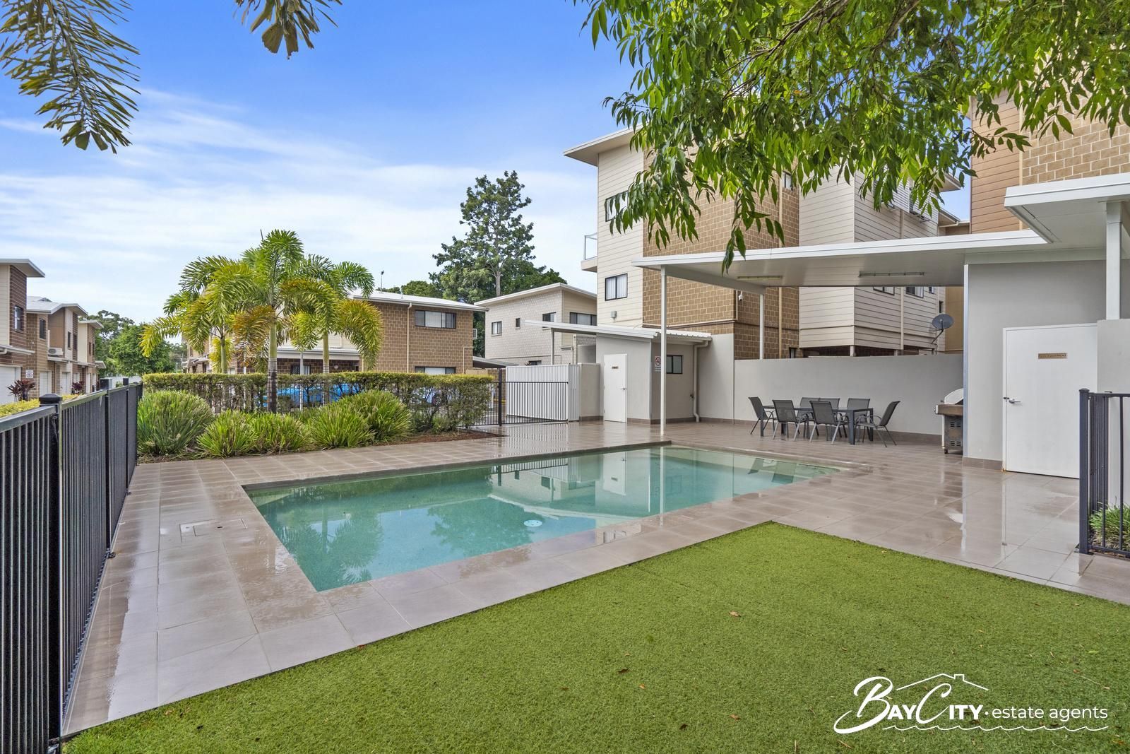3 bedrooms Townhouse in 4/3 Grange Court CAPALABA QLD, 4157
