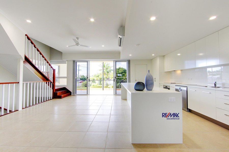 3 bedrooms Apartment / Unit / Flat in 4/146 Eyre Street NORTH WARD QLD, 4810