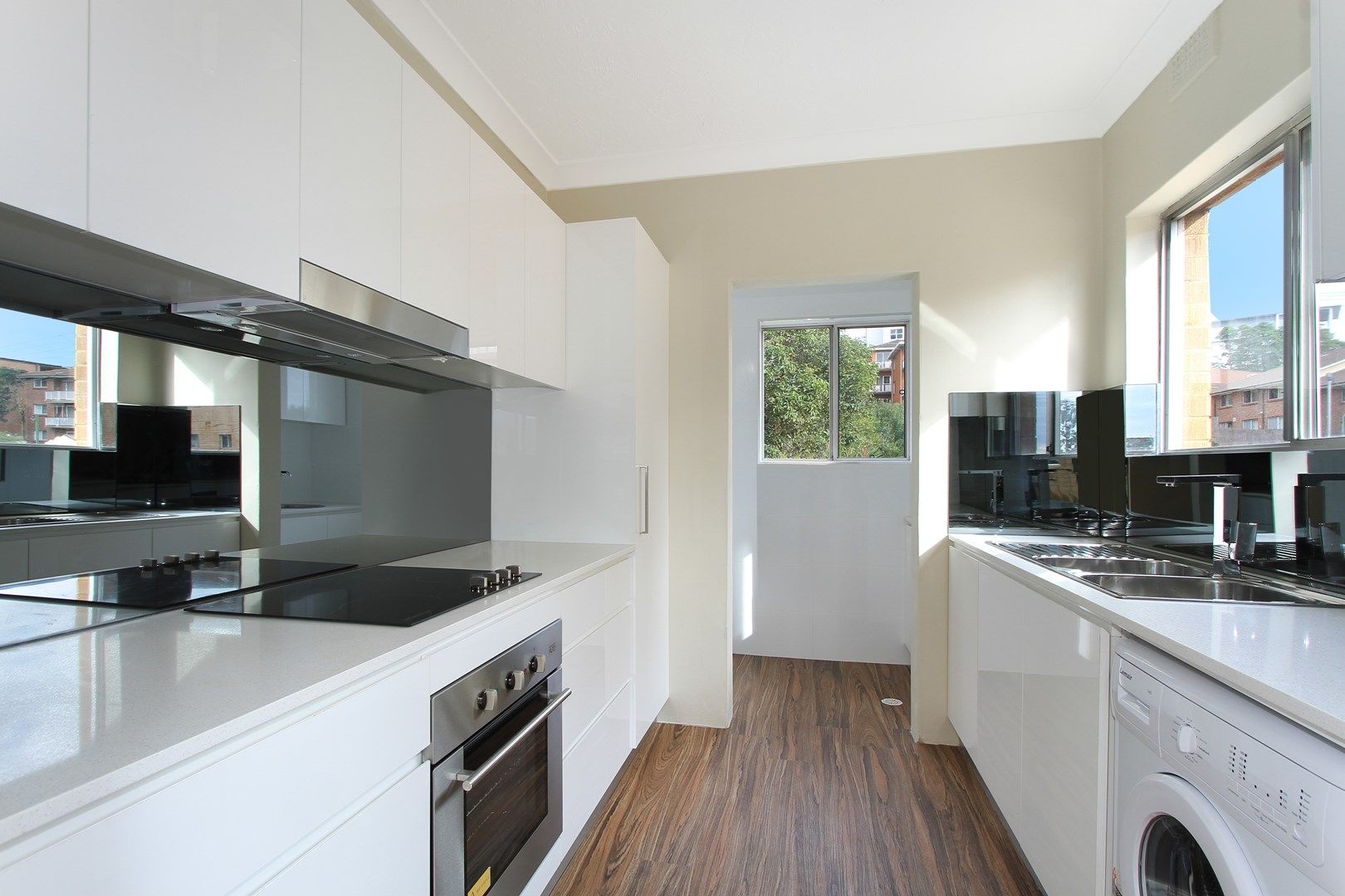 2 bedrooms Apartment / Unit / Flat in 25-27 Corrimal Street WOLLONGONG NSW, 2500