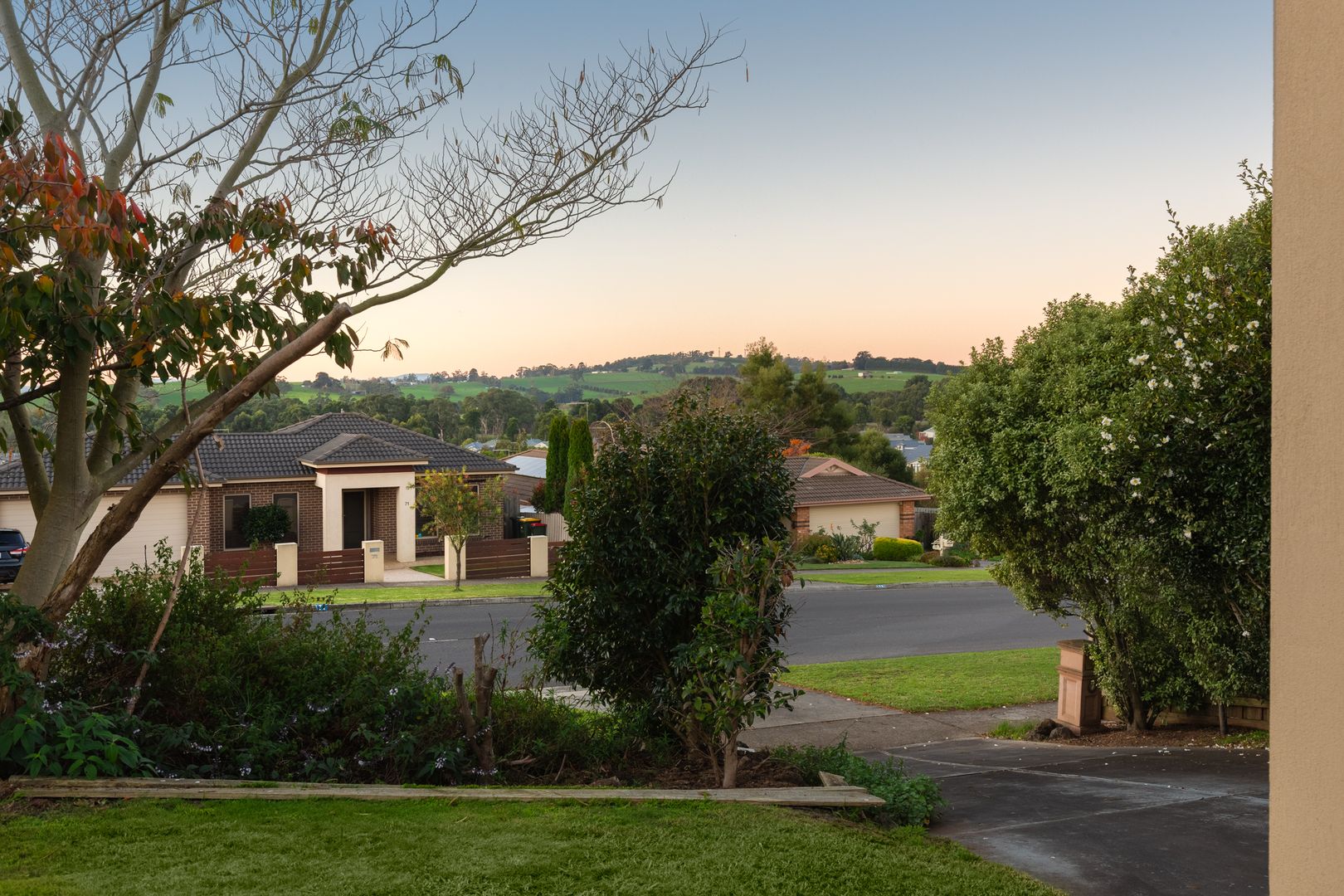 44 Walker Drive, Drouin VIC 3818 Domain