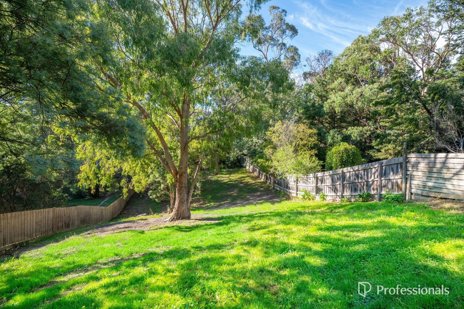 Additional image 29 of 9 Tarhilla Drive, Launching Place VIC 3139