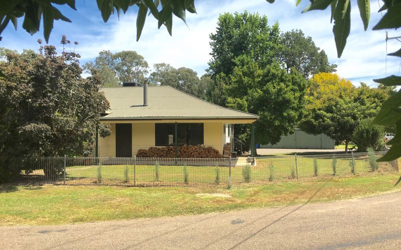 23 Lafontaine Street, Mitta Mitta Property History & Address Research