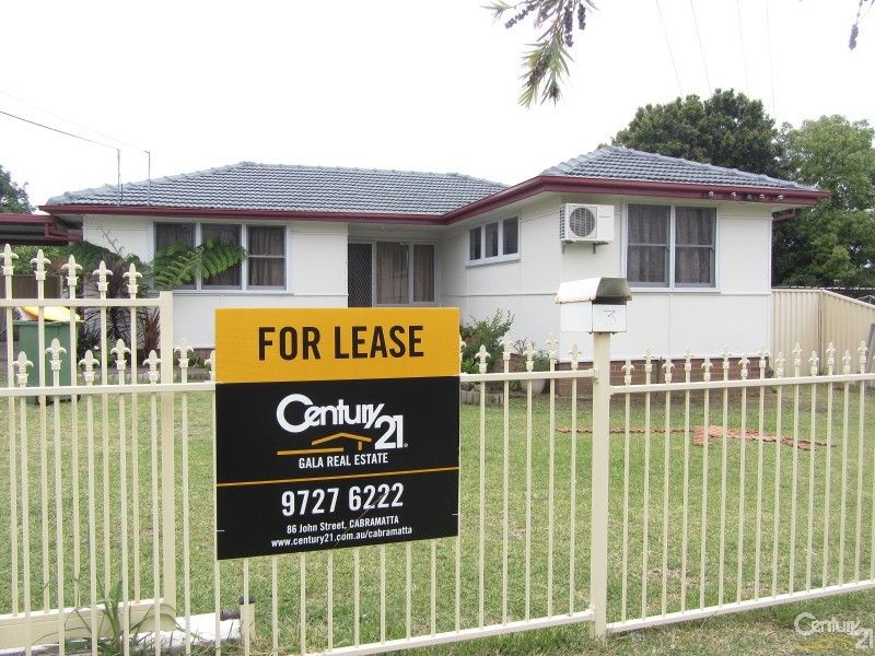 4 bedrooms House in 3 Sulman Road CABRAMATTA WEST NSW, 2166