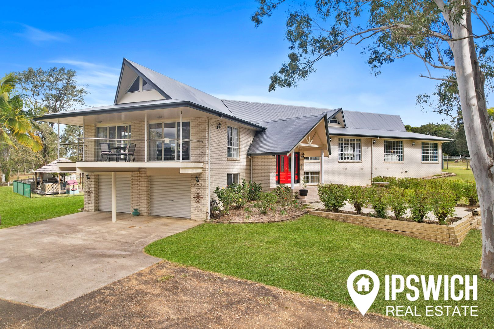 33 BRISBANE CRESCENT, Barellan Point QLD 4306, Image 1