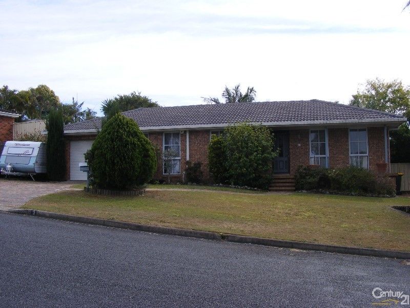 2 Talawong Drive, Taree NSW 2430