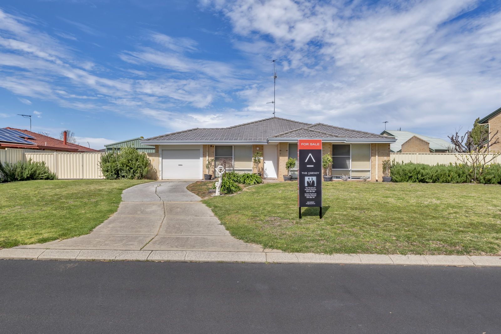 4 Norwich Close, Greenfields WA 6210, Image 0