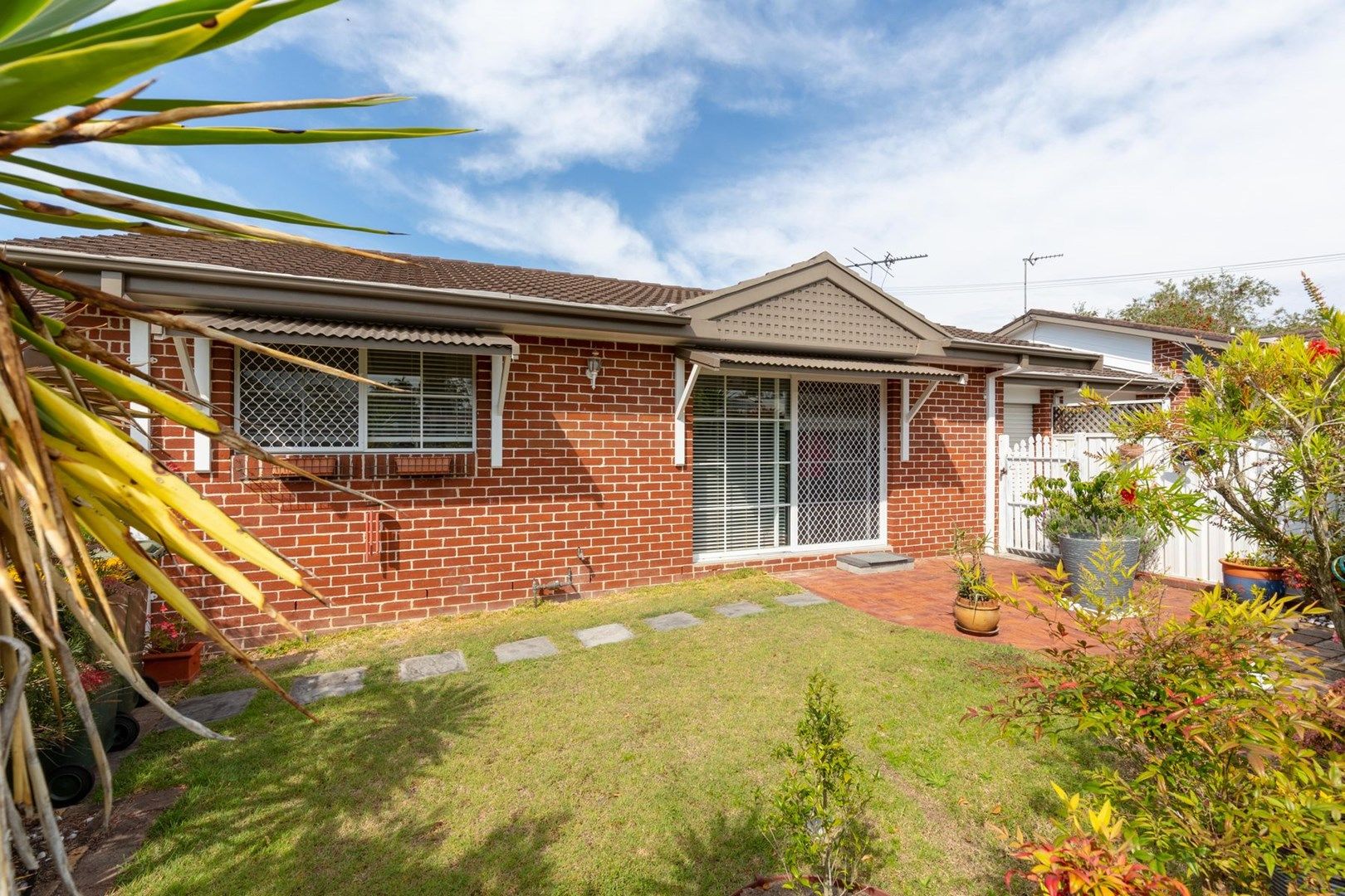 2/1 Knebworth Grove, Rathmines NSW 2283, Image 0