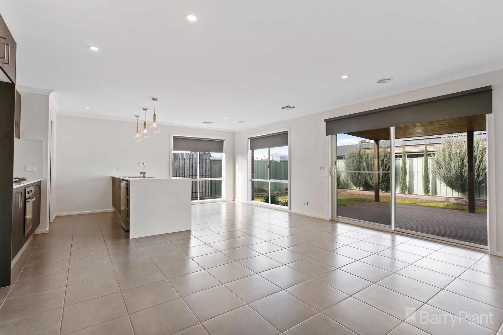 22 Greenfield Drive, Epsom VIC 3551, Image 2