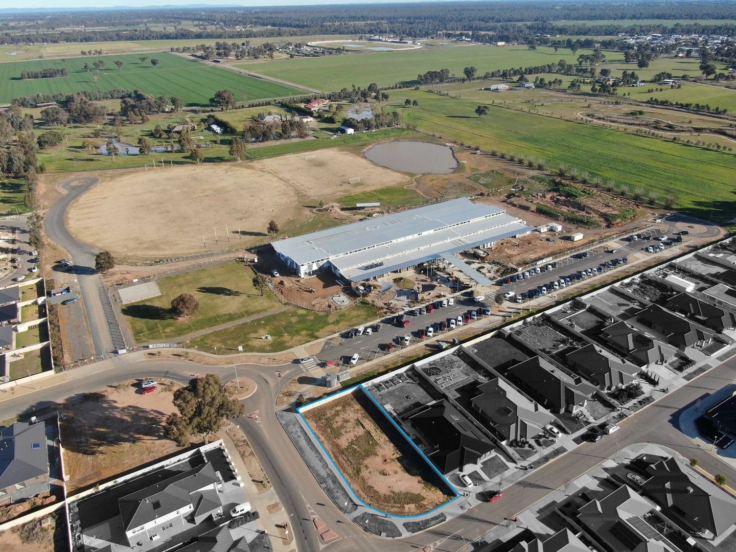 Vacant land in 39 Malmsbury Crescent, KIALLA VIC, 3631