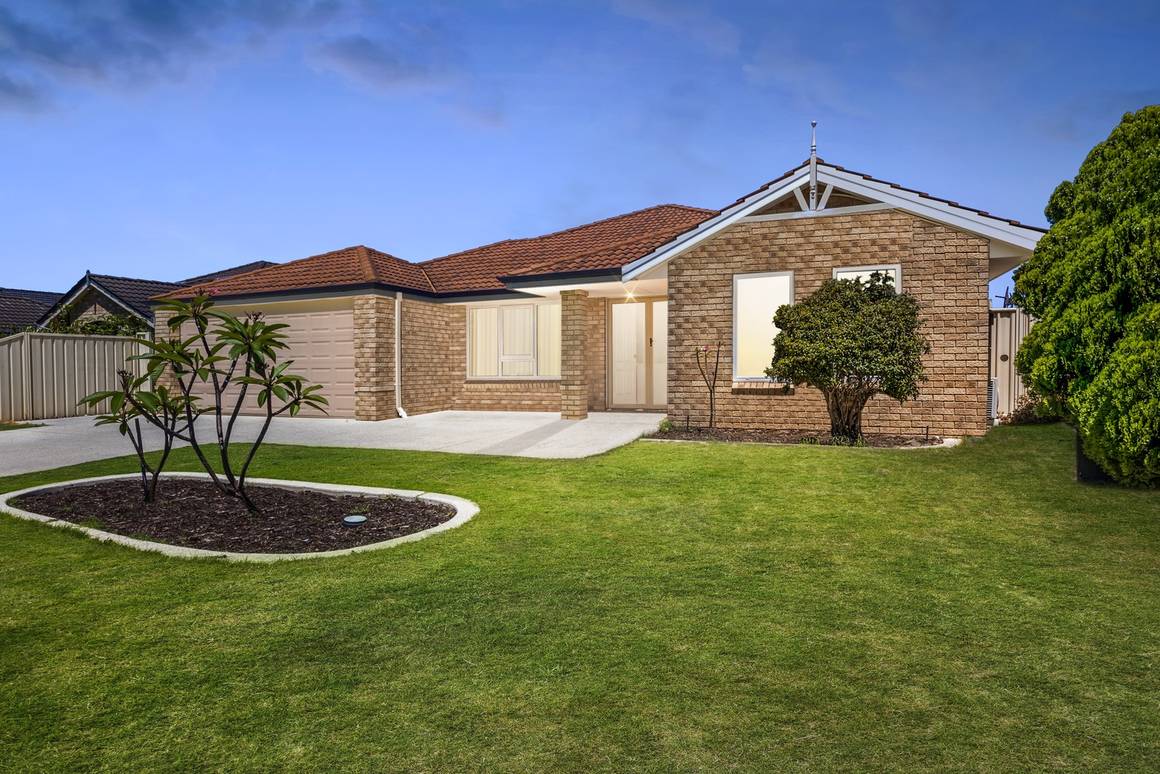 Picture of 2 Diosma Way, CANNING VALE WA 6155
