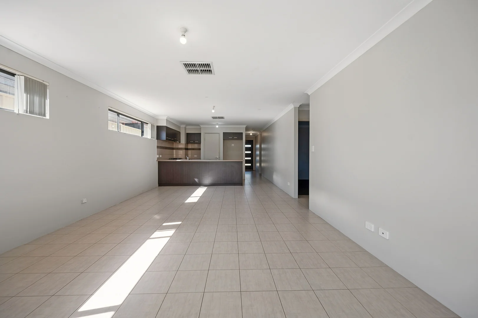 Additional image 13 of 351 Lambeth Circle, Wellard WA 6170