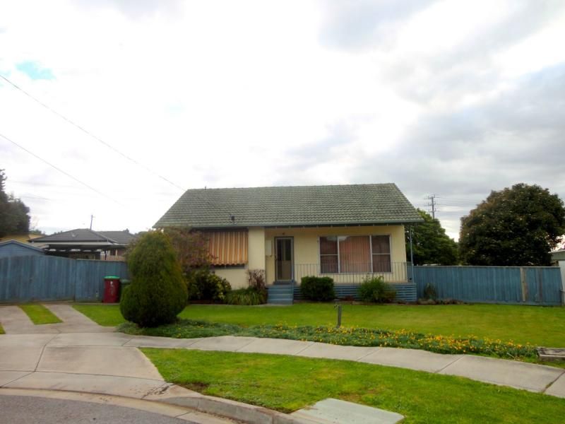 4 Apple Court, DOVETON VIC 3177, Image 1