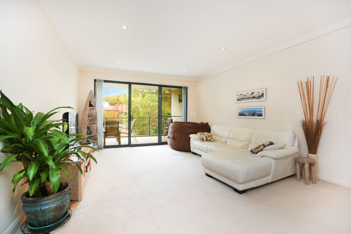 2 bedrooms Apartment / Unit / Flat in 21/31-35 Delmar Parade DEE WHY NSW, 2099