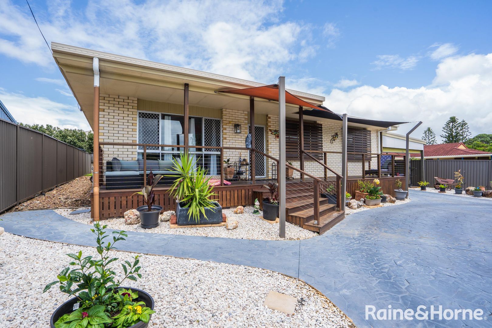 307 Boat Harbour Drive, Scarness QLD 4655