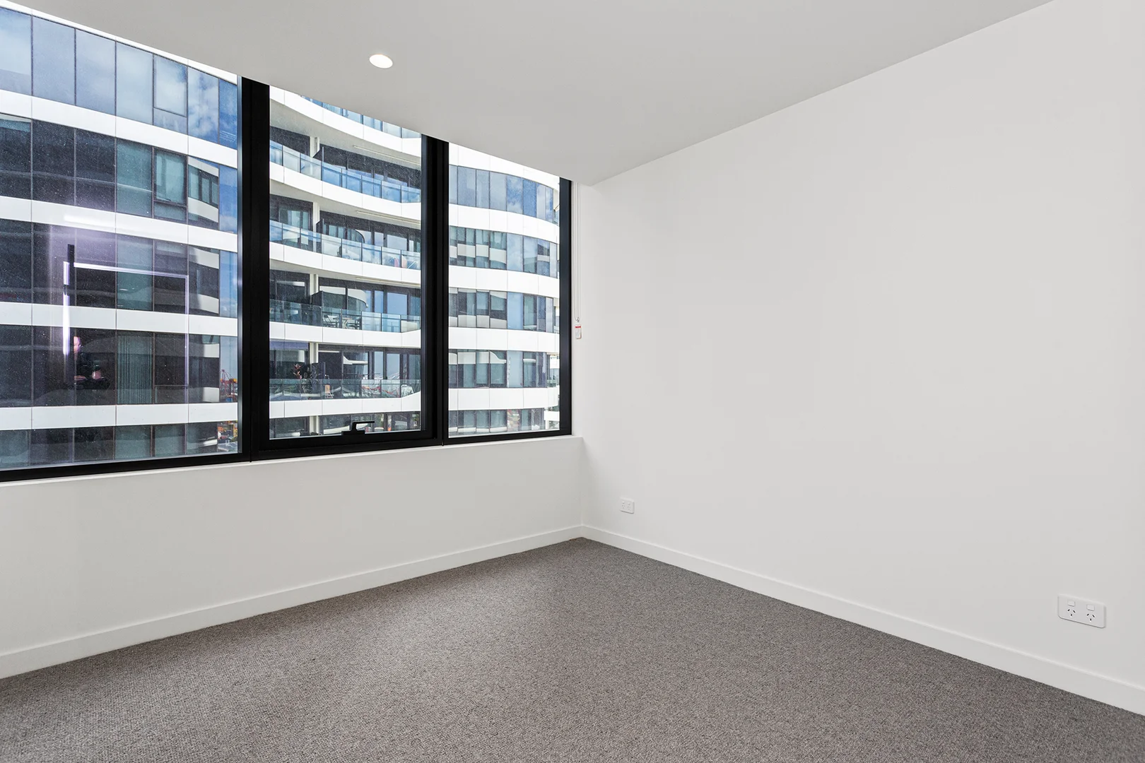 Additional image 7 of 1102/2 Hallenstein Street, Footscray VIC 3011