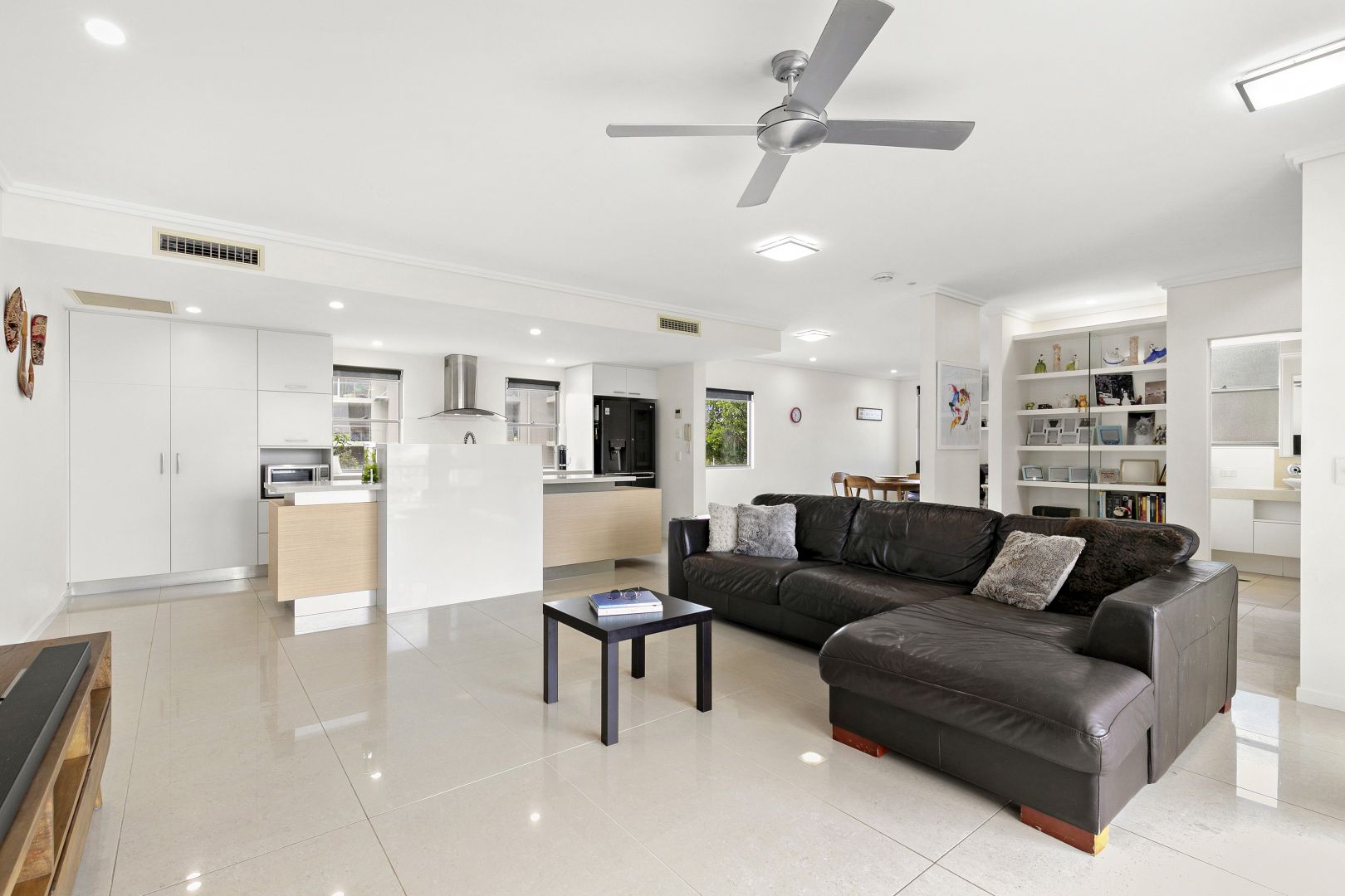 108 John Lund Drive, Hope Island QLD 4212, Image 2