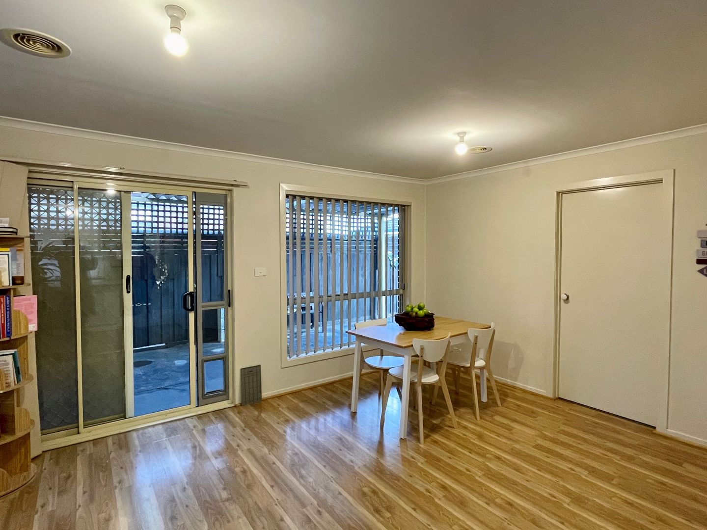 24 Lan Avenue, Altona Meadows VIC 3028, Image 2