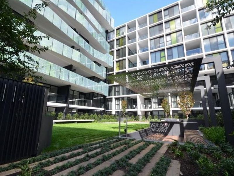 1 bedrooms Apartment / Unit / Flat in 708/11 Shamrock Street ABBOTSFORD VIC, 3067