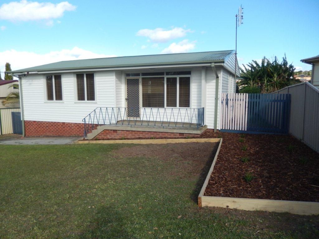 11 Irvine Street, Barrack Heights NSW 2528, Image 0