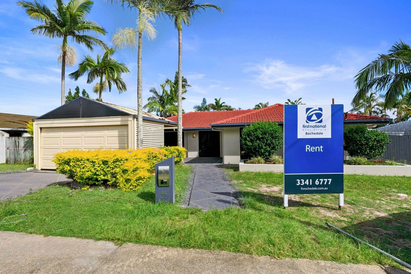 4 bedrooms House in 44 Jardine Drive SPRINGWOOD QLD, 4127