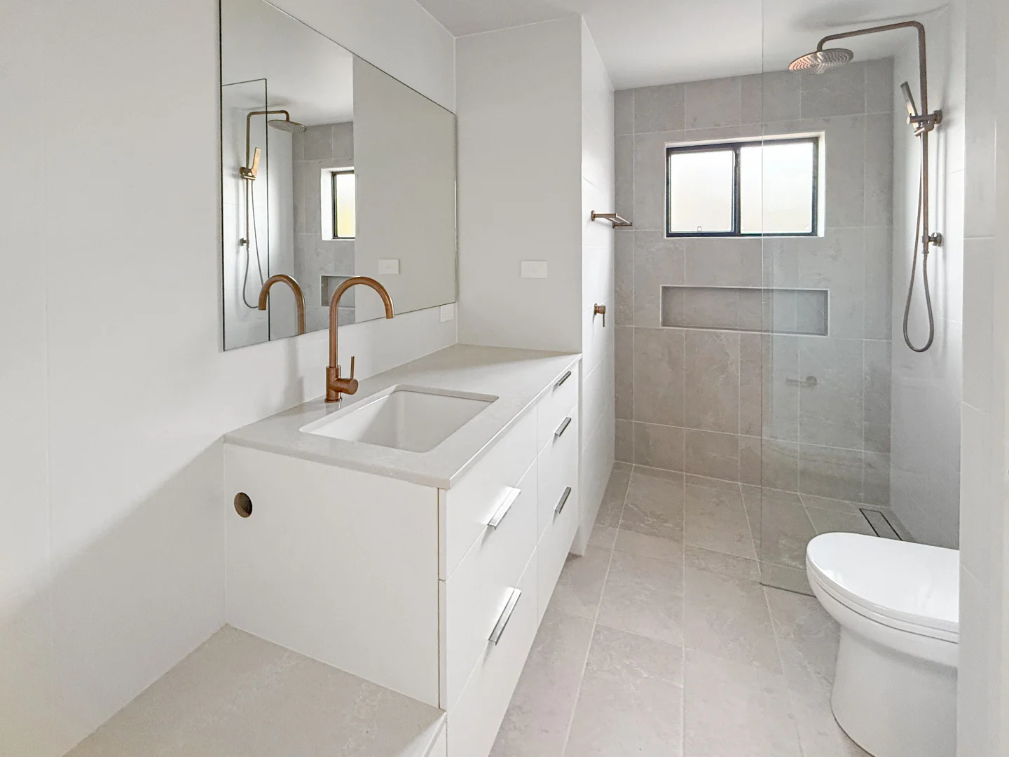 Additional image 5 of 2/10 Gosford Street, Awaba NSW 2283